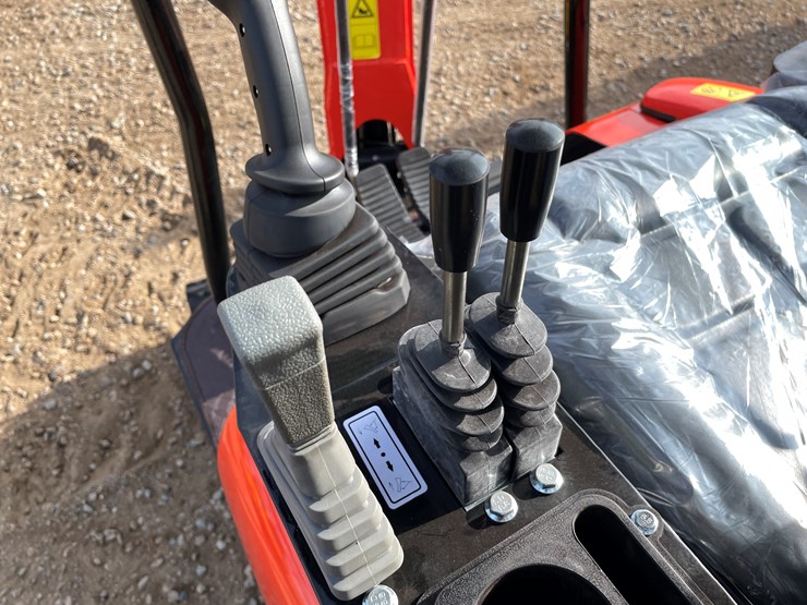 #9207-•-2025-unused-cfg-mini-excavator-image-23