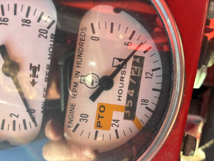 case-ih-100-image-58