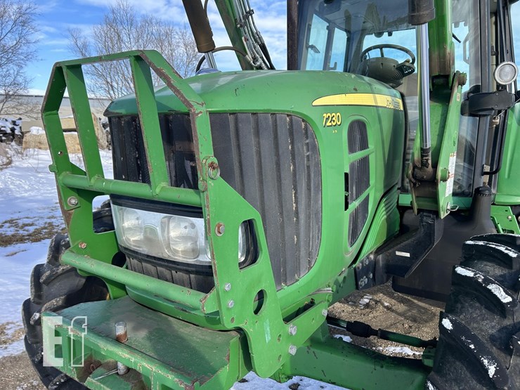 john-deere-7230-premium-image-52
