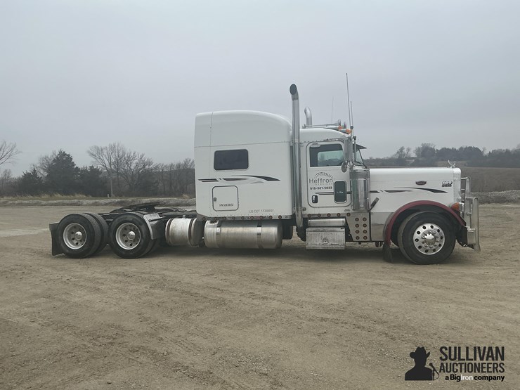 peterbilt-379-image-4