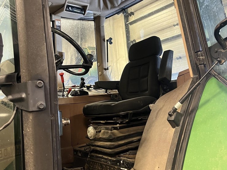 john-deere-7200-image-4