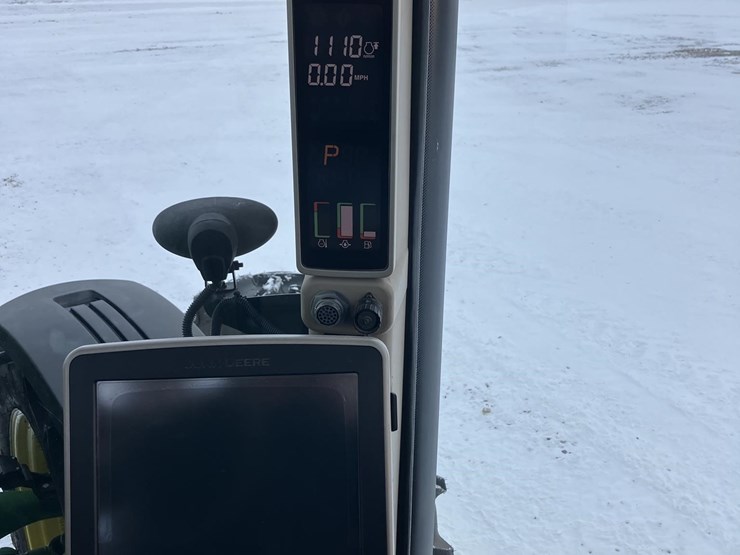 2010-john-deere-8295r-image-30