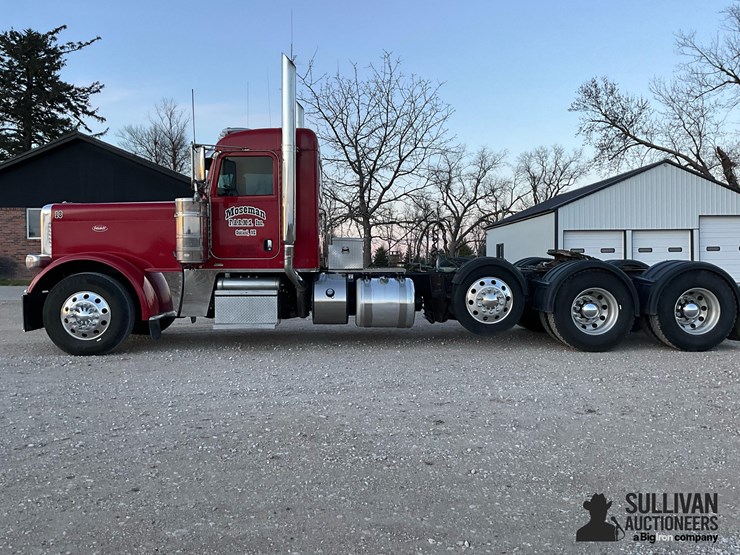2018-peterbilt-389-image-8
