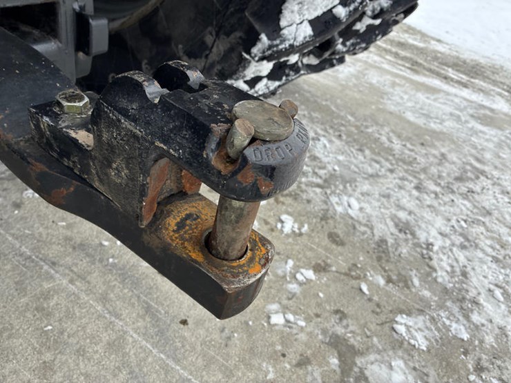 case-ih-magnum-315-image-32