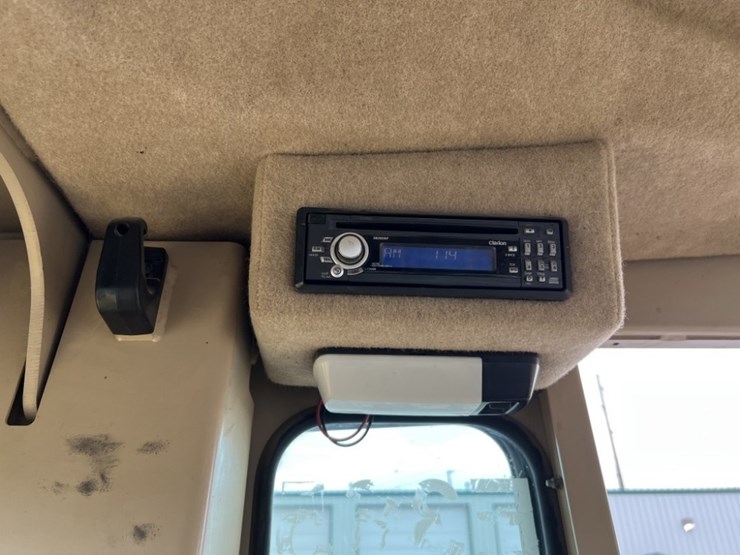 2006-caterpillar-160h-image-49