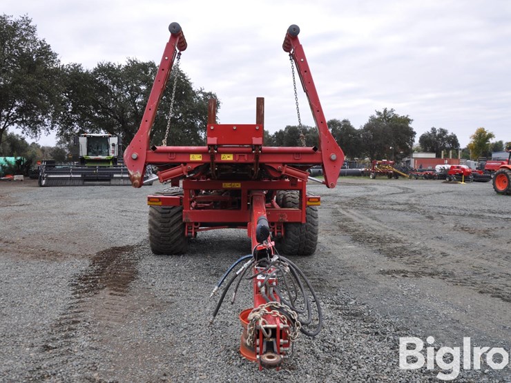 2022-proag-bale-titan-bale-skooper-image-2