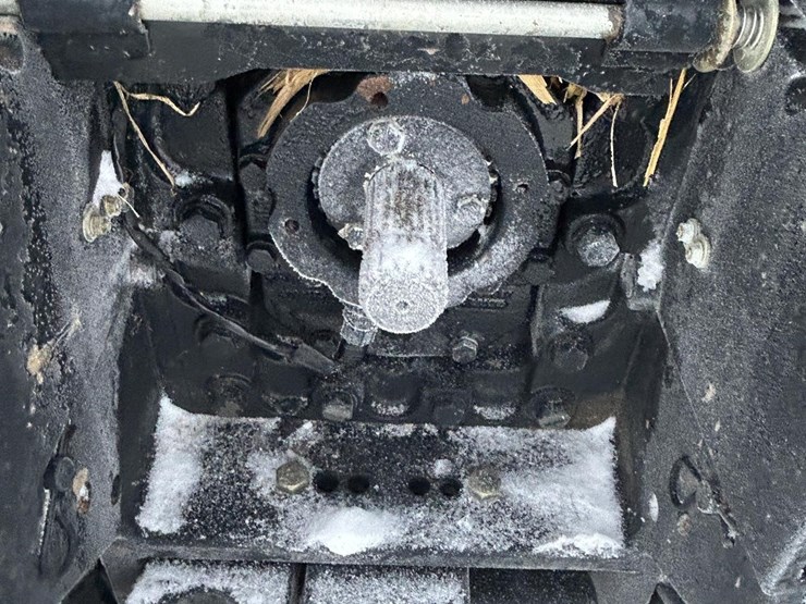 2022-case-ih-magnum-340-image-36