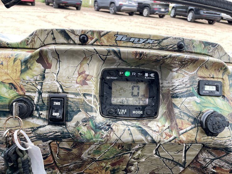 kawasaki-teryx-750-image-27