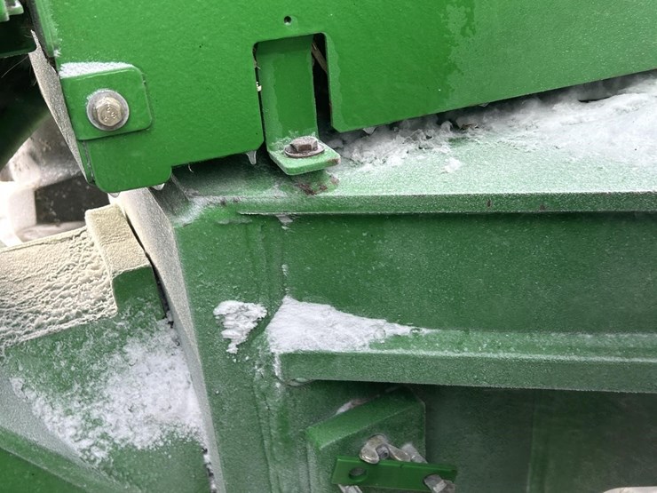 john-deere-9560r-image-68