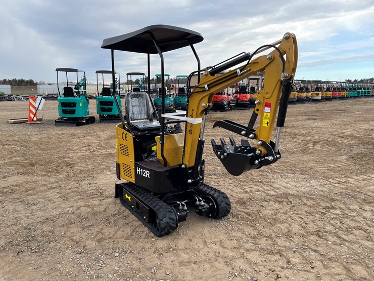 #9231-•-2025-unused-cfg-mini-excavator-image-4