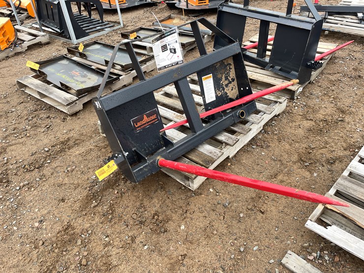 #2068-•-unused-2025-landhonor-skid-steer-bale-spear-attachment-image-1
