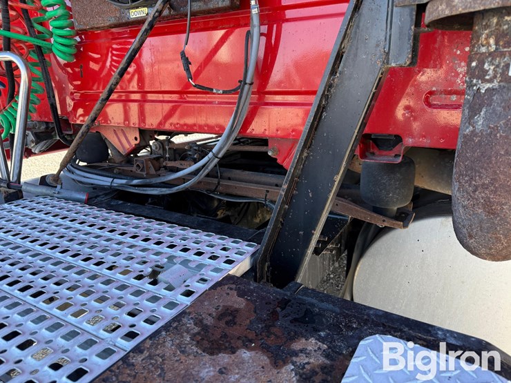 2007-volvo-vnl-t/a-sleeper-truck-tractor-image-18