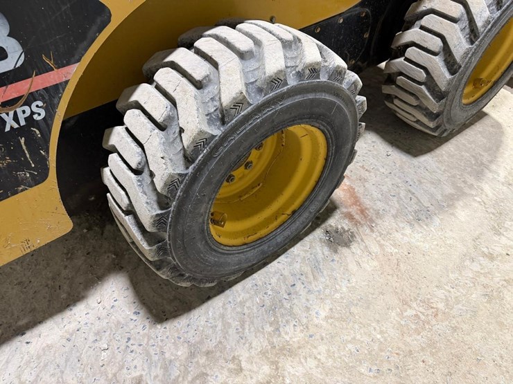 caterpillar-268b-image-15