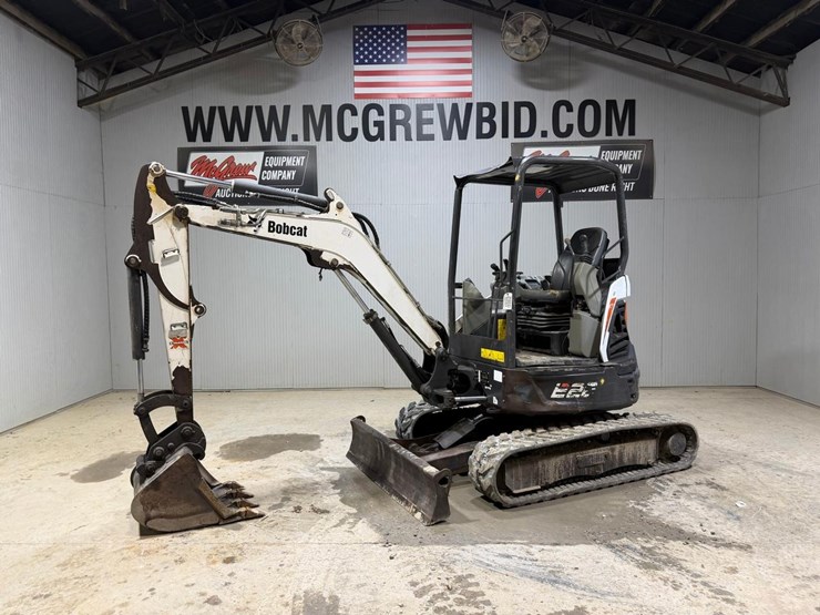 bobcat-e26-image-1
