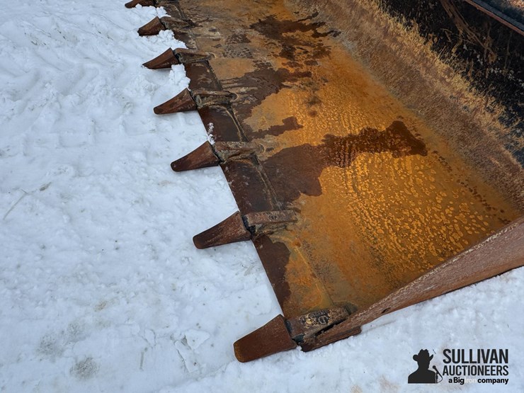 2018-deere-325g-image-10