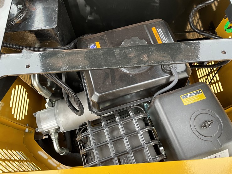 #9231-•-2025-unused-cfg-mini-excavator-image-6