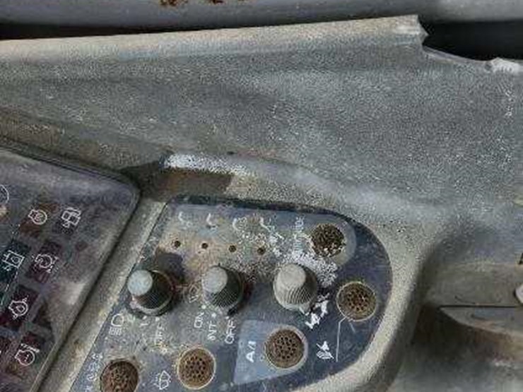 #131-•-hitachi-ex160l-excavator-w/-ryans-head-image-9