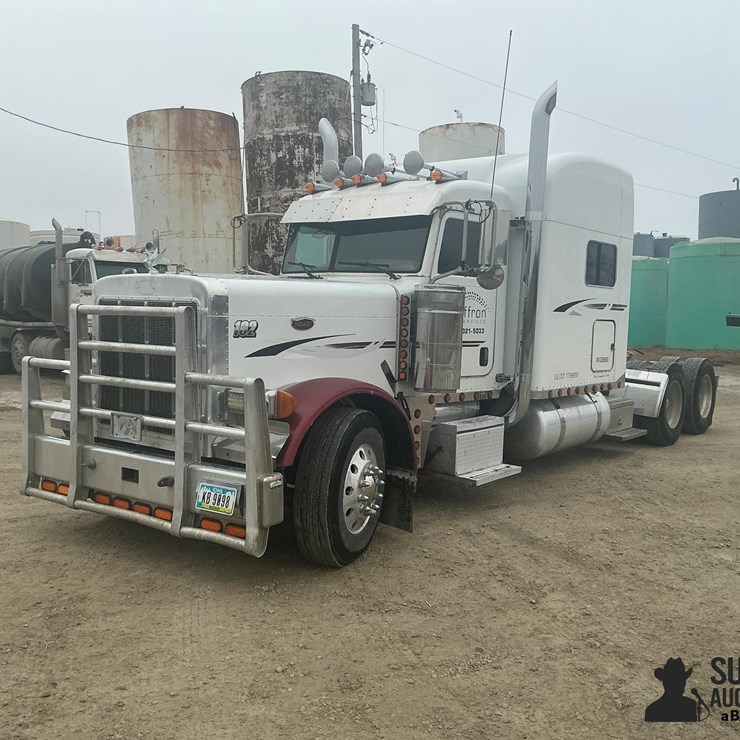 PETERBILT 379