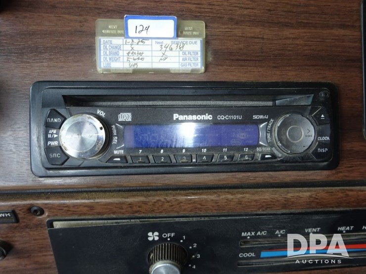 1994-freightliner-fld120-image-96