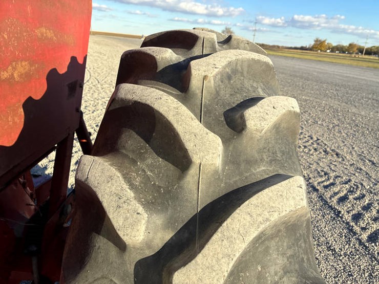 case-ih-100-image-38