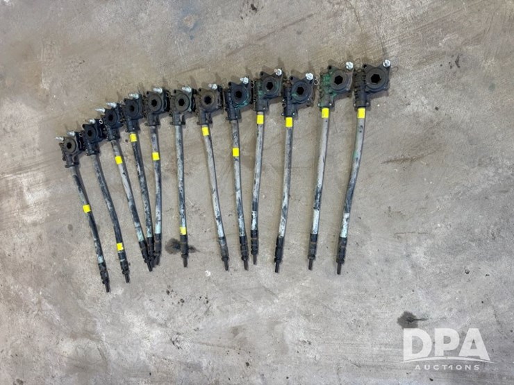 john-deere-12-image-1