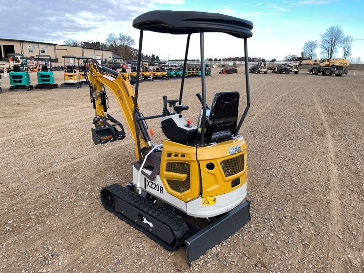 #9205-•-2025-unused-cfg-mini-excavator-image-3