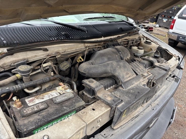 2003-ford-e350-sd-image-39