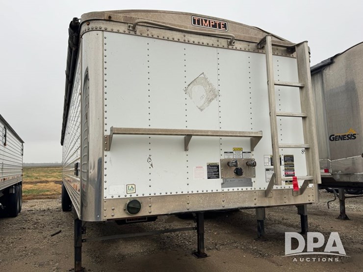 2016-timpte-hopper-bottom-image-2