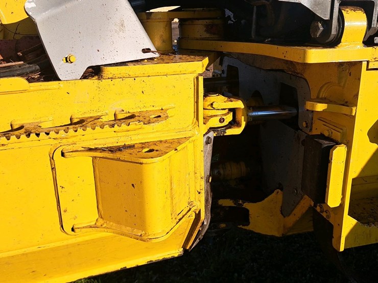 john-deere-748-image-21