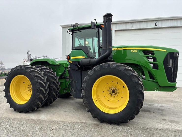 john-deere-9230-image-3