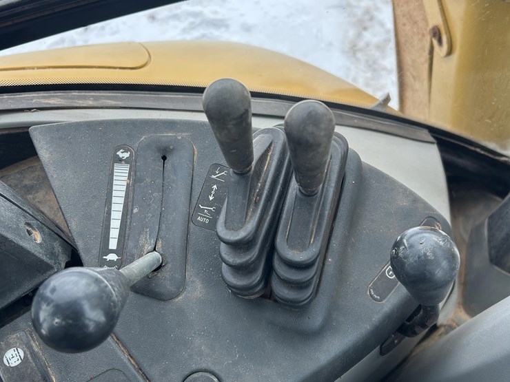 caterpillar-420e-image-66