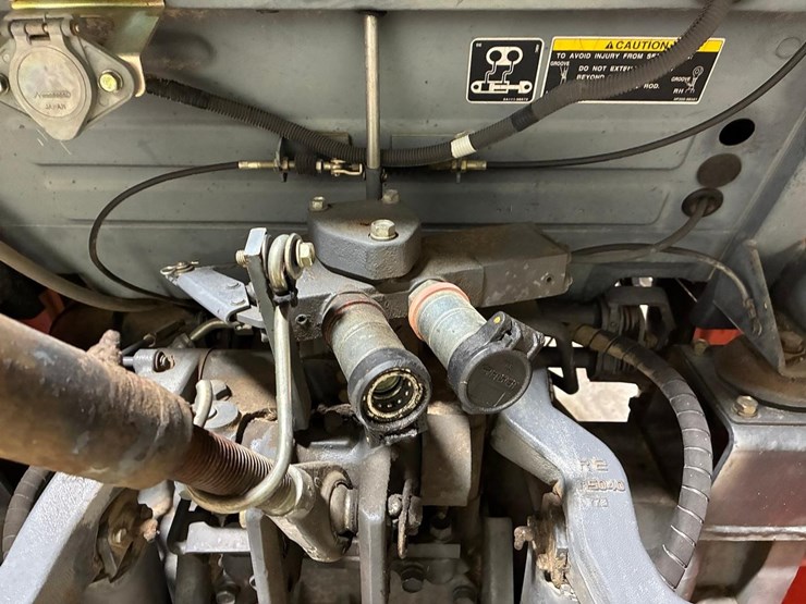 kubota-m6040hdc-image-15