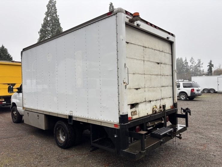 2003-ford-e350-sd-image-3