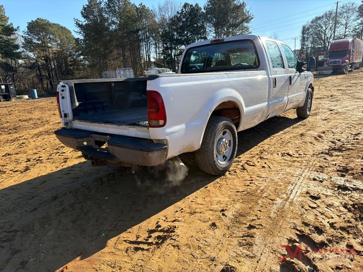 ford-f250-xl-image-3