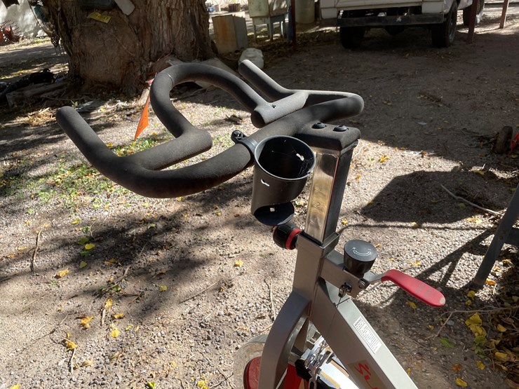 #3709-•-sunny-exercise-bike-image-7