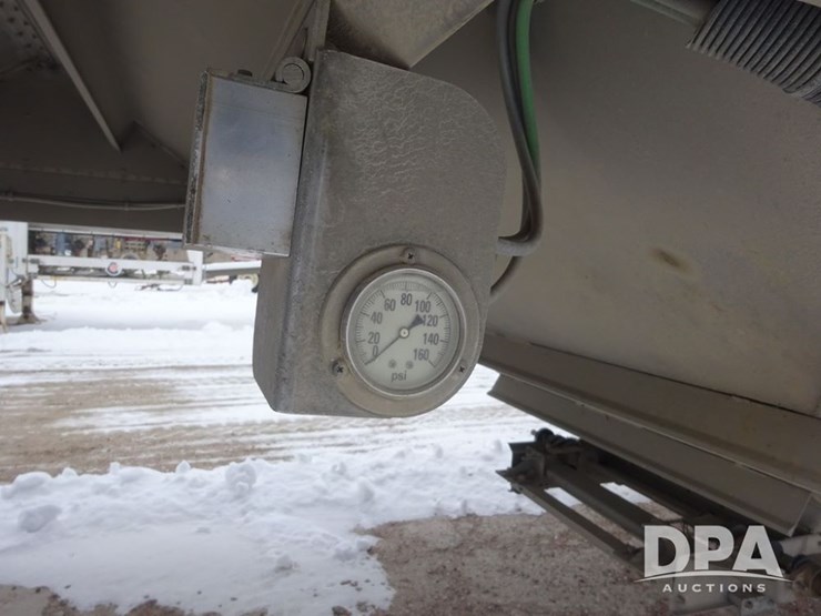 wilson-grain-trailer-image-54