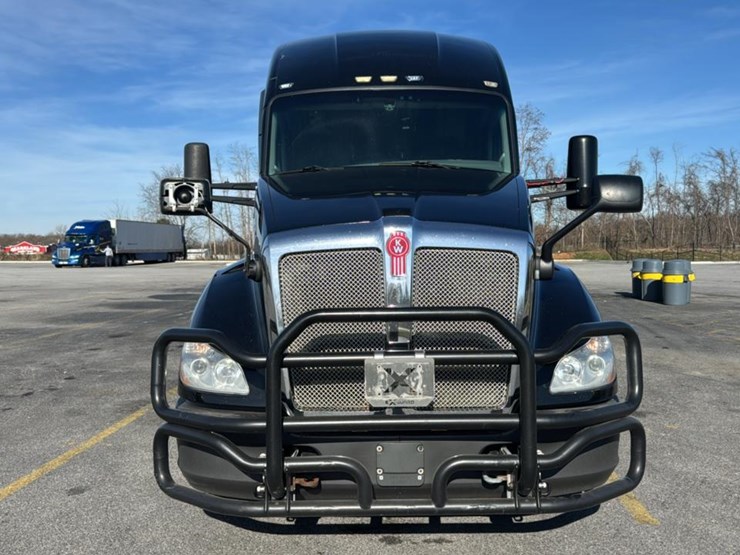 2019-kenworth-t680-image-58
