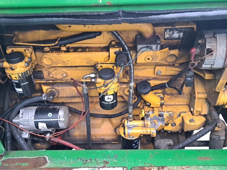 2010-deere-437c-image-12