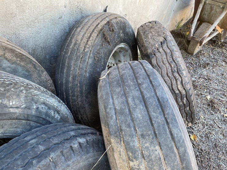 #3699-•-assortment-of-tires-and-wheels-image-14