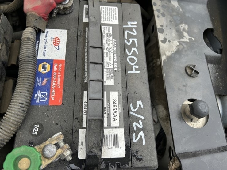 2004-ford-crown-victoria-sedan-image-33