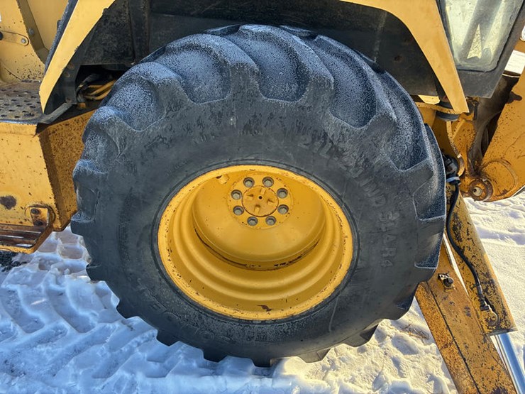 john-deere-310d-image-51