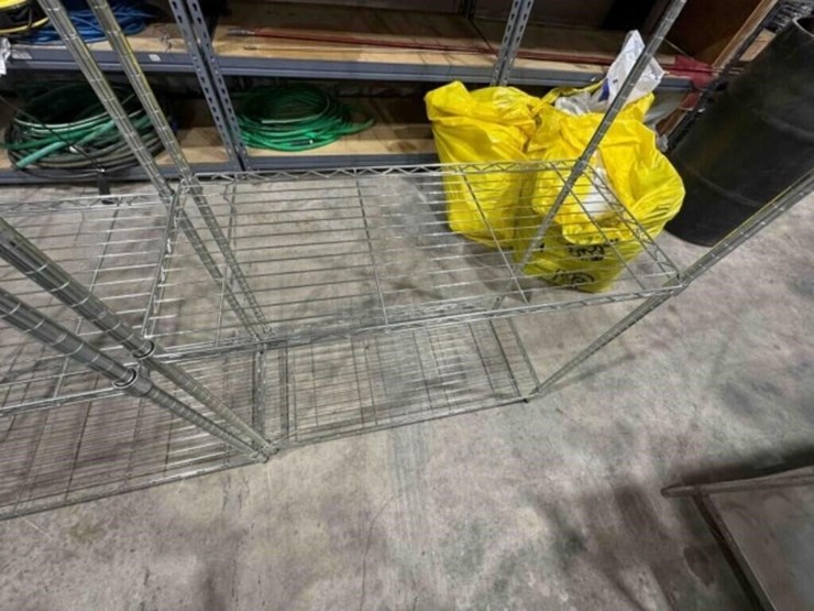 2-metal-wire-shelves-image-7