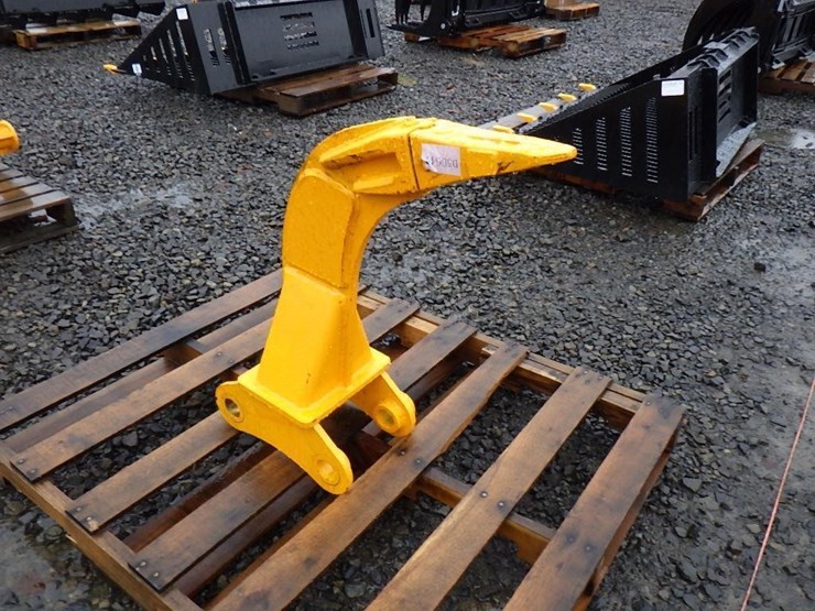 caterpillar-305-image-4