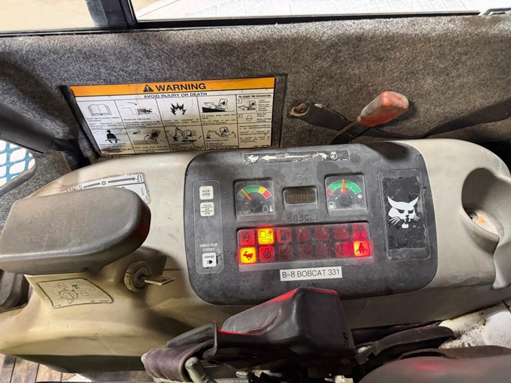 bobcat-331-image-24