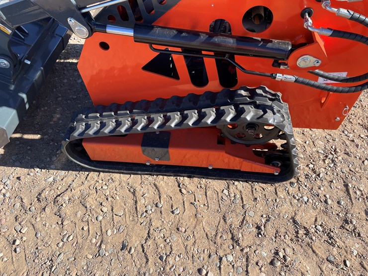 #9374-•-unused-2025-landhero-mini-skid-steer-image-6