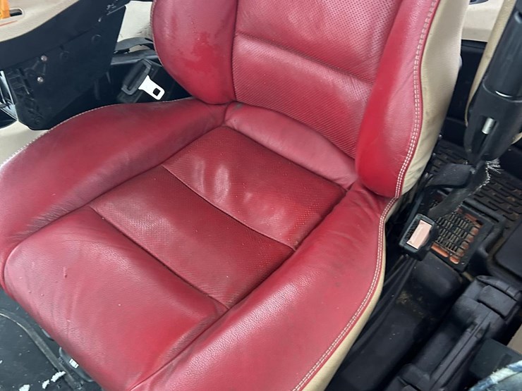 2022-case-ih-magnum-340-image-53