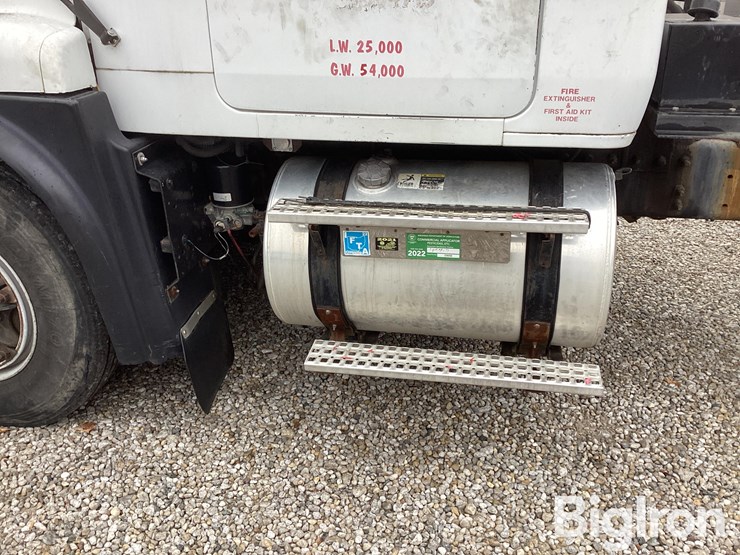 volvo-wg42f-image-12