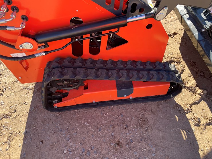 #9376-•-unused-2025-landhero-mini-skid-steer-image-8
