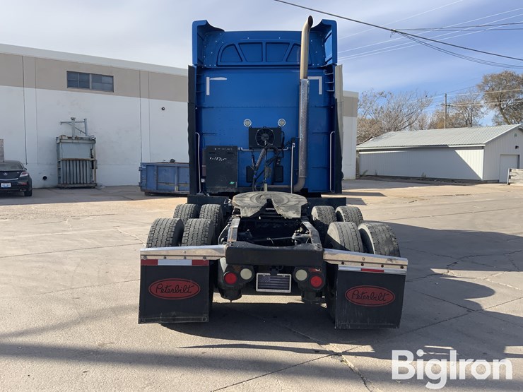 2013-peterbilt-579-image-6