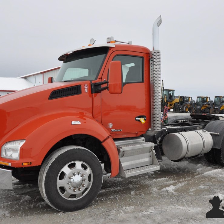 2015 KENWORTH T880
